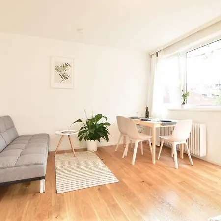 Apartment Peaceful Studio Near Center
